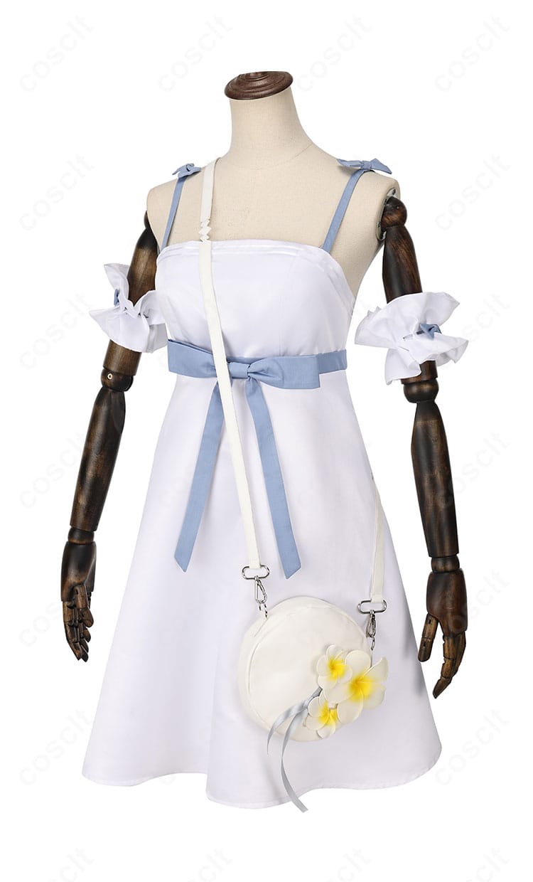 氷室セナ 私服コスプレ衣装の側面。フィット感とラインの美しさを確認できる画像。