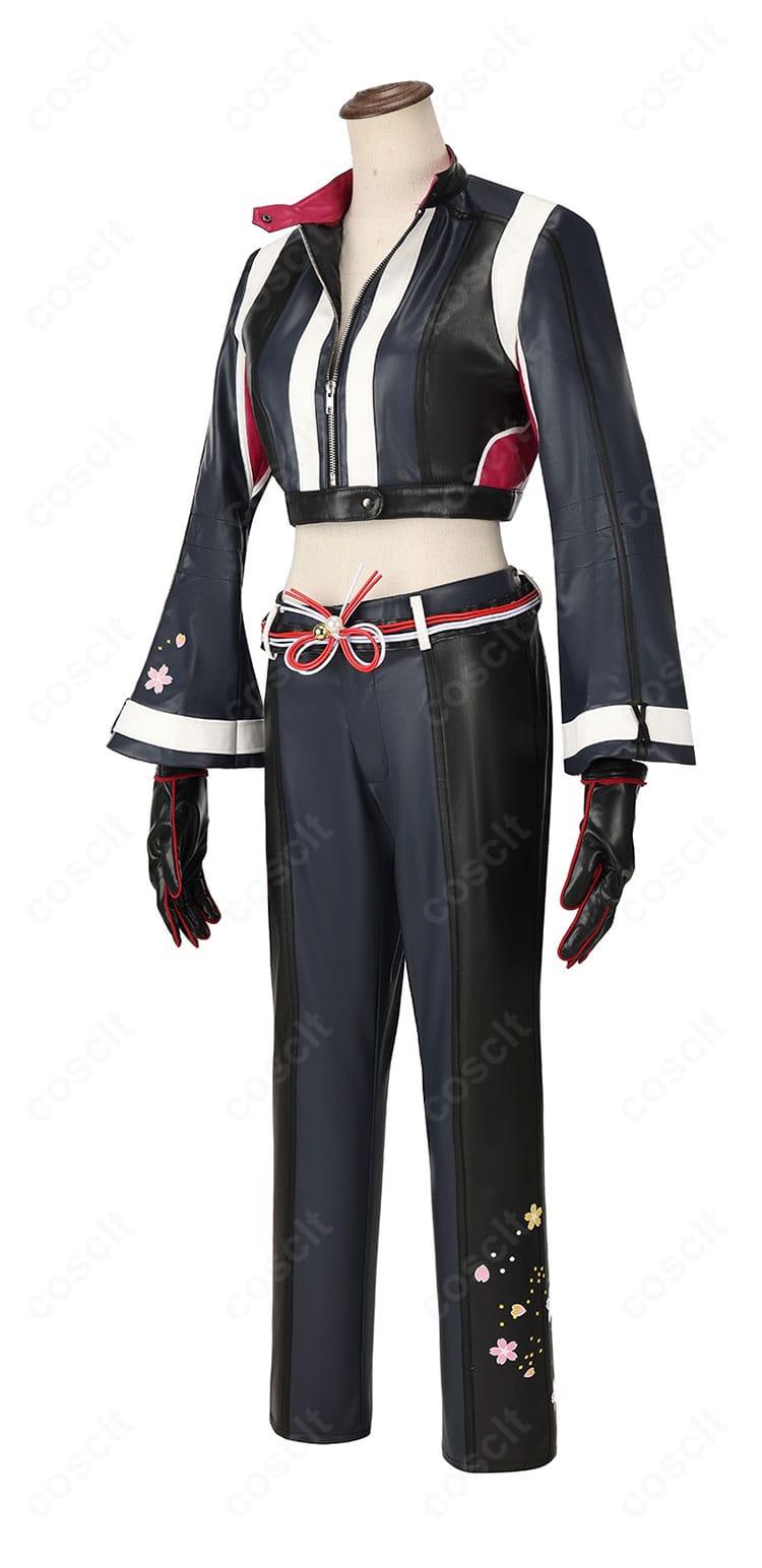 不知火 舞 コスプレ衣装の側面。フィット感と腰飾りのライン、可動性を確認できるサイドビュー。