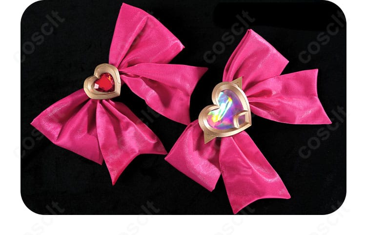 胸元の蝶結び別アングル。結び目の立体感と生地質を捉えた画像