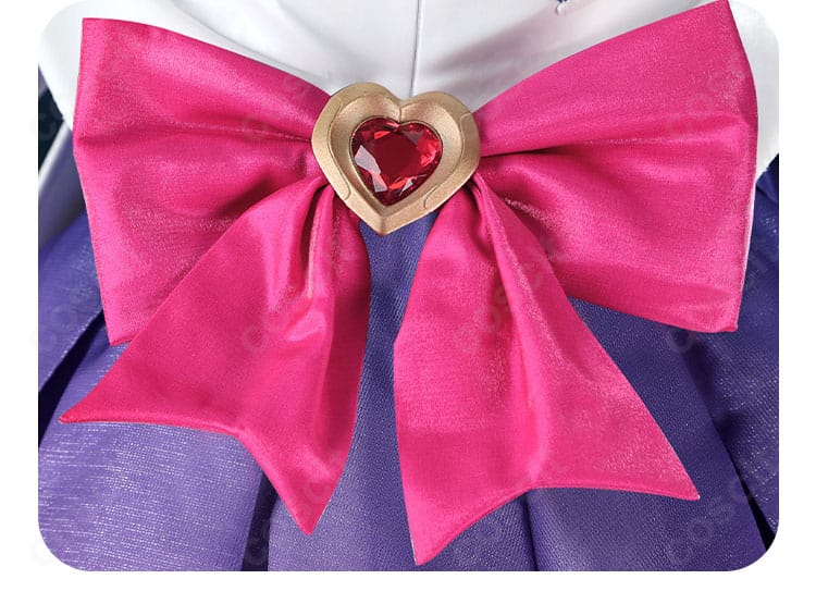 胸元の蝶結び装飾クローズアップ。立体感と質感が際立つディテール画像