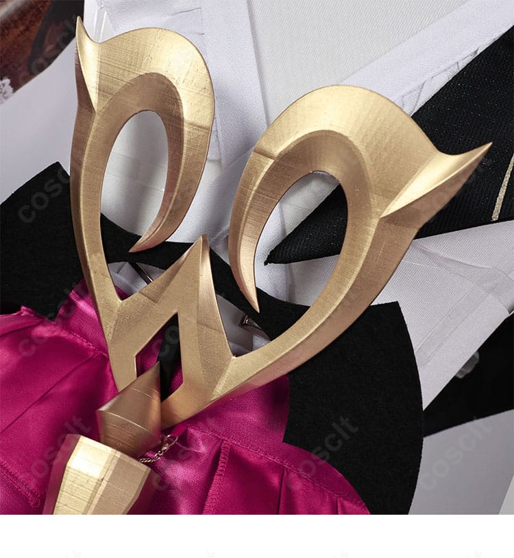 原神 エスコフィエ衣装の背面デザイン。背面トリムとウエストライン、裾の切り替えが分かるバックショット。