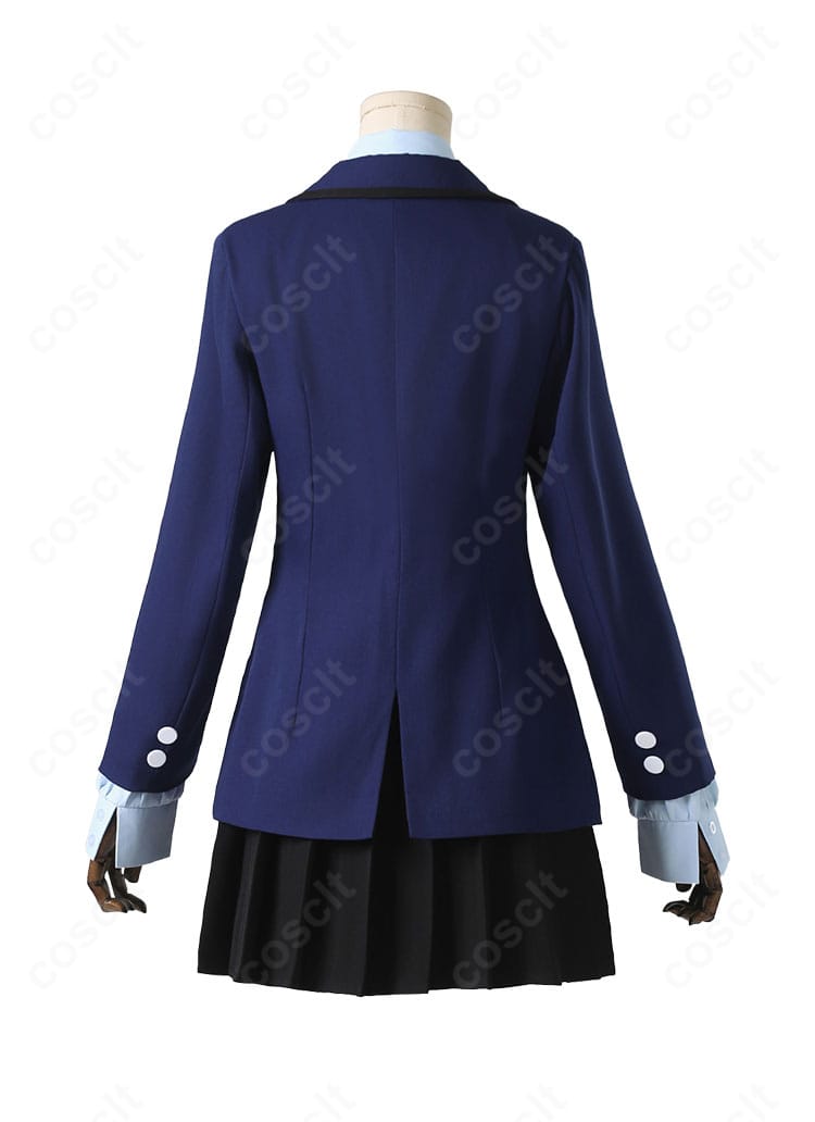 ニャアン 制服コスプレの背面。バックスタイルのパネル切替と刺繍位置・バランスが見えるリアビュー。