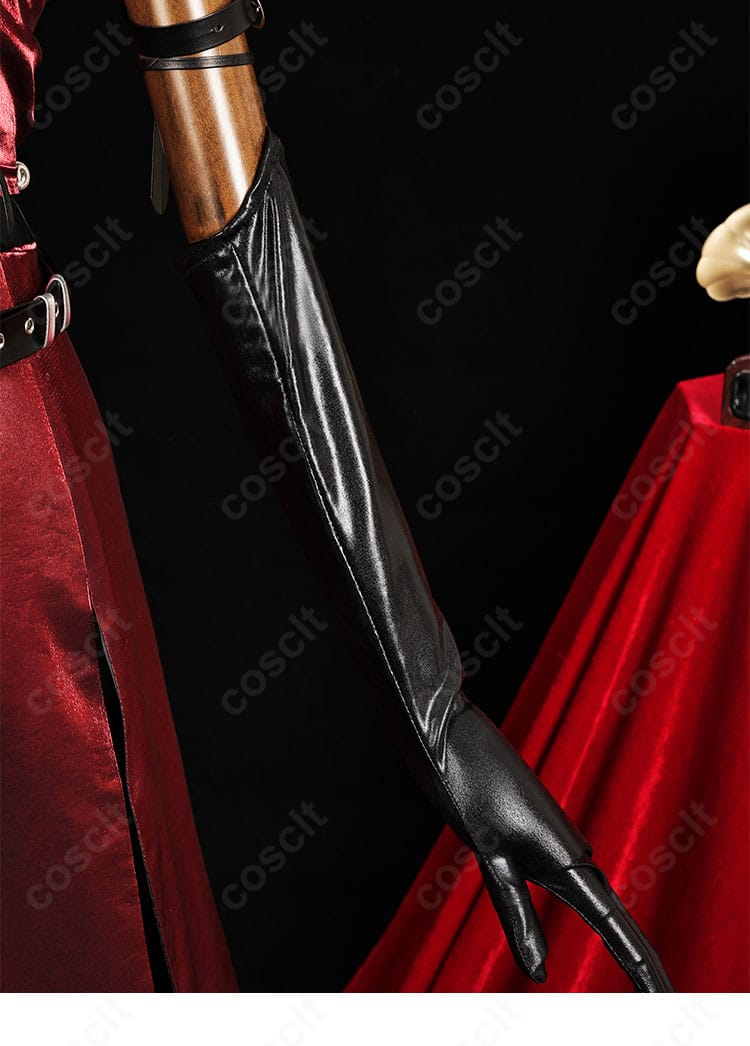 手袋と手首飾りの装飾ディテール。ドレスとのコーディネートが分かる画像。