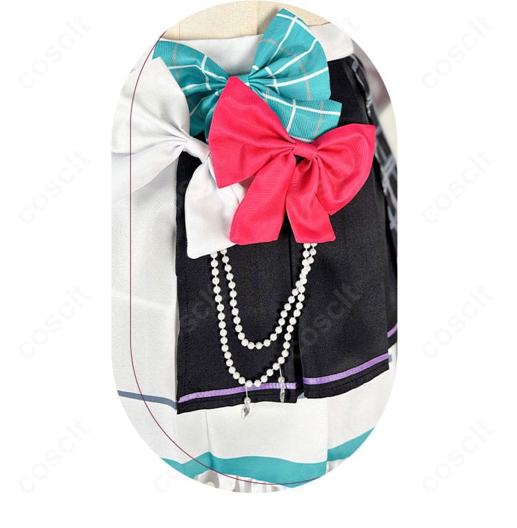 IRySブライト衣装のスカート部に施した蝶結び装飾。コスチュームのアクセントとなるデザインの詳細。