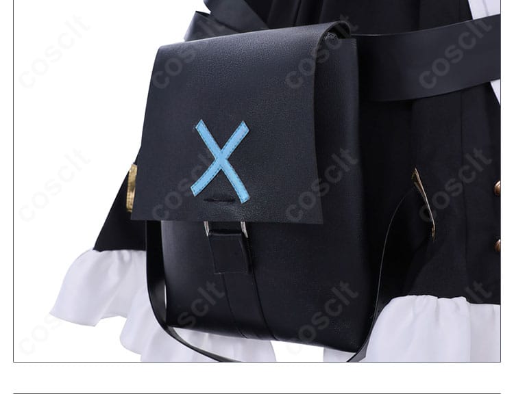 腰ポーチの機能的デザイン。小物収納とスタイルアップに貢献