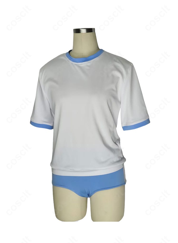 月雪ミヤコ 体操服コスプレ衣装の正面。ネイビー×ホワイトの配色とプリント位置、襟元のリブが分かるディテール。