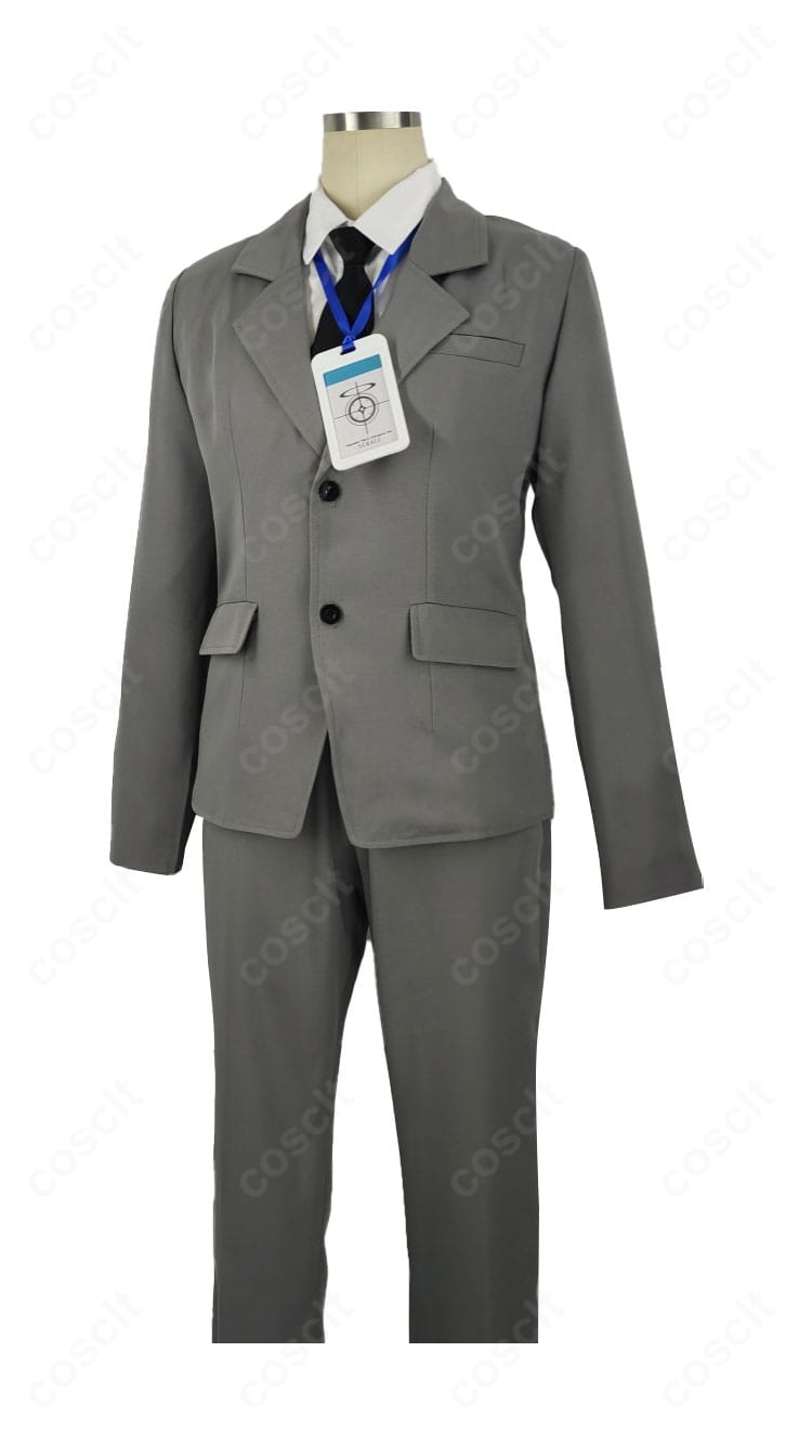 ブルーアーカイブ 先生（シャーレ）制服コスプレの側面図。細身シルエットとコートのライン、パンツのフィット感を強調