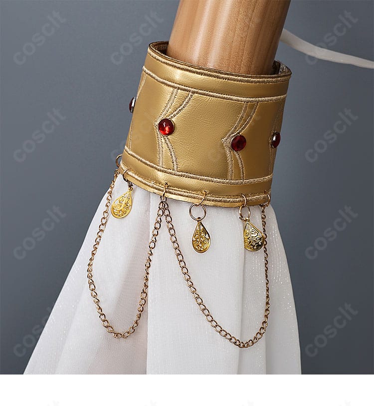 トリスビアス コスプレ衣装の袖口（カフ）装飾と縁取りの拡大写真