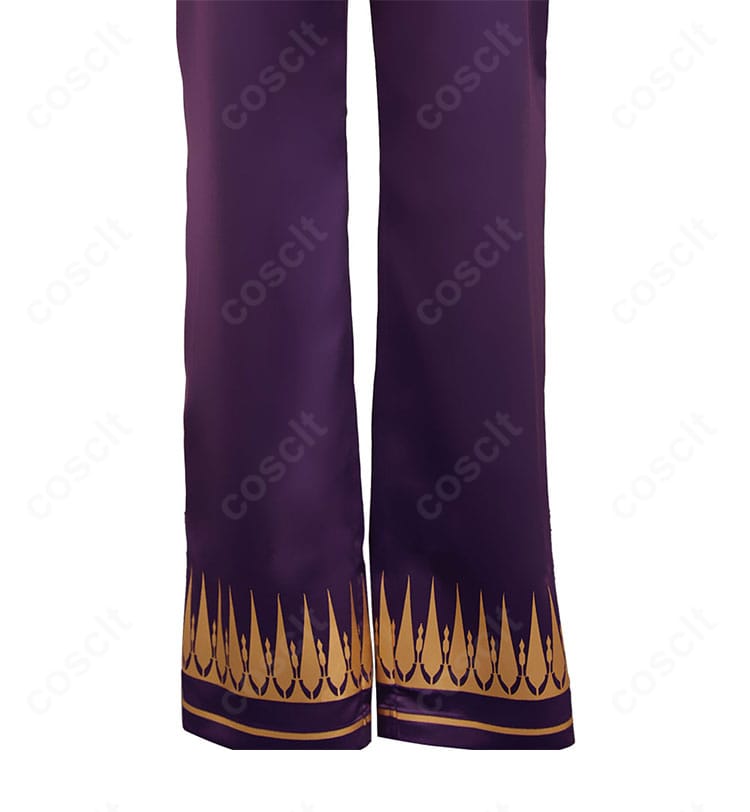 灰谷蘭 コスプレ衣装のズボン装飾詳細。ポケット周りとラインの見え方を提示。