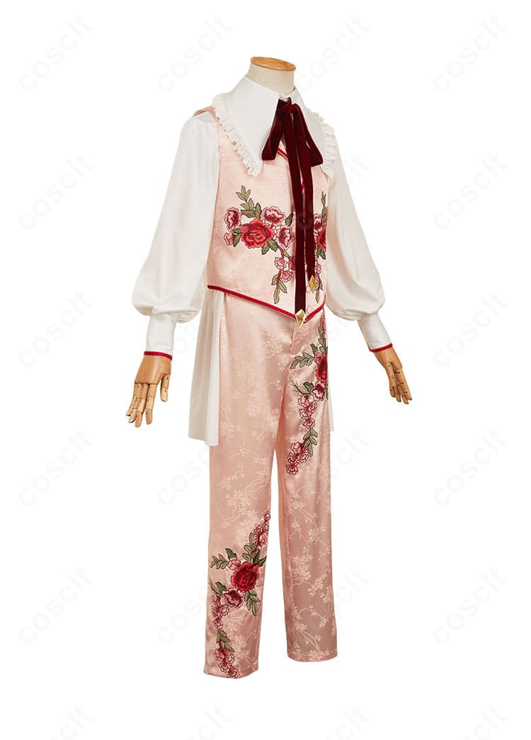 三途春千夜 スーツver. 右側面ディテール。ラペルの角度とサイドラインの整ったシルエット。