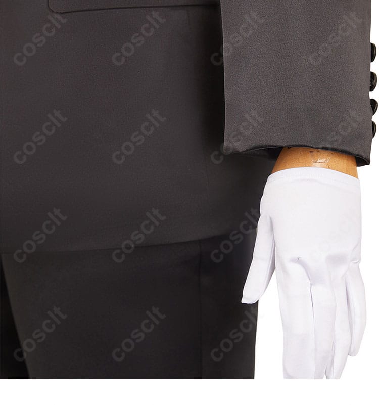 佐野万次郎 コスプレ衣装の袖口ディテール。カフの形状と縫製の整いをクローズアップ。