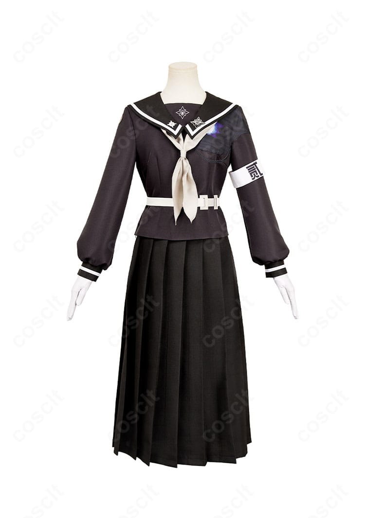 HUNDRED LINE -最終防衛学園- 雫原比留子 学園制服コスプレの正面画像。端正なシルエットと落ち着いた色味を確認可能。