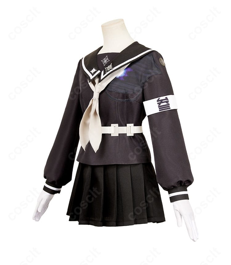 右側面ディテール。縫製ラインと装飾位置が分かる仕上がり