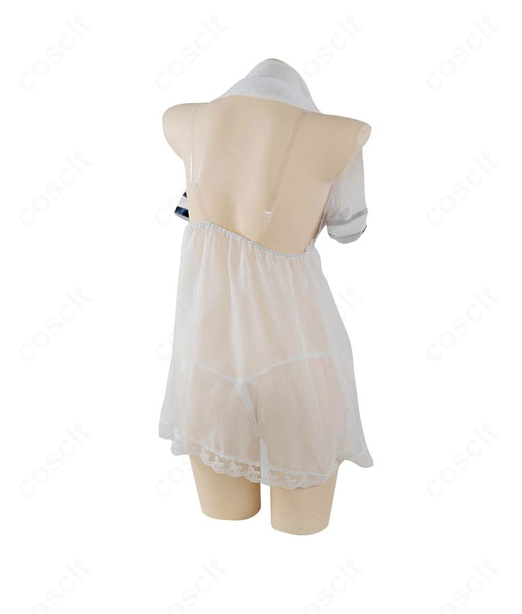 勝利の女神:NIKKE ヘルム アフターシャワー衣装の背面全景。背中のラインと留め具配置、裾のバランスを確認できる。