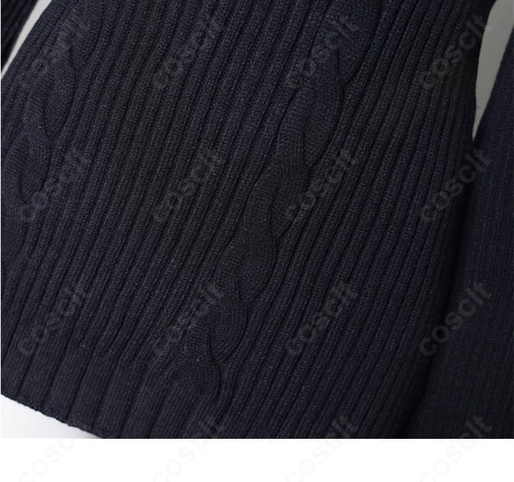 裾（ヘム）周りの装飾ディテール。動きに合わせて映えるエレガントな仕上げ