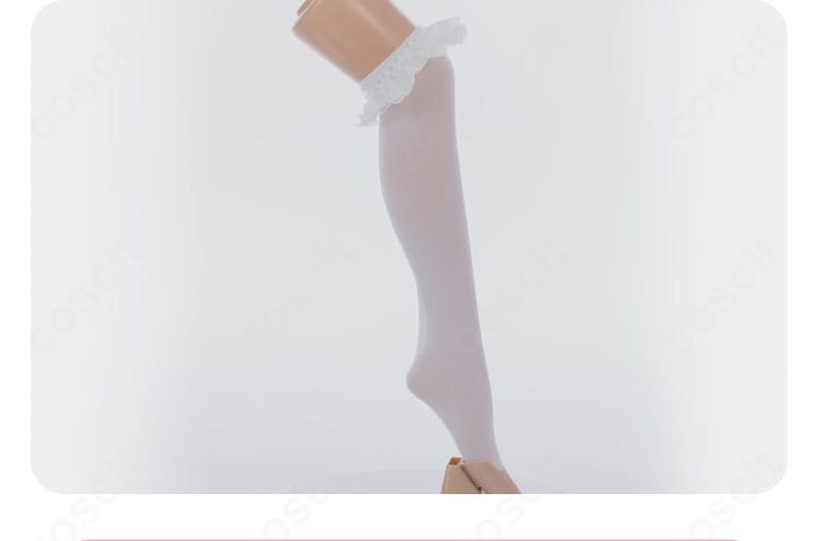 木之本桜コスチュームのソックス・腿飾り。足元の特徴を忠実に再現。