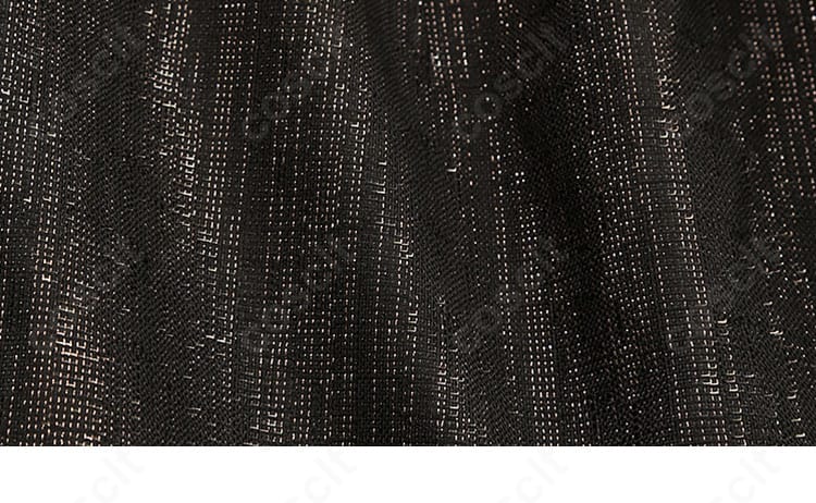 使用している生地の拡大。高密度で耐久性のある質感と、マットな風合いを確認できるテクスチャ。