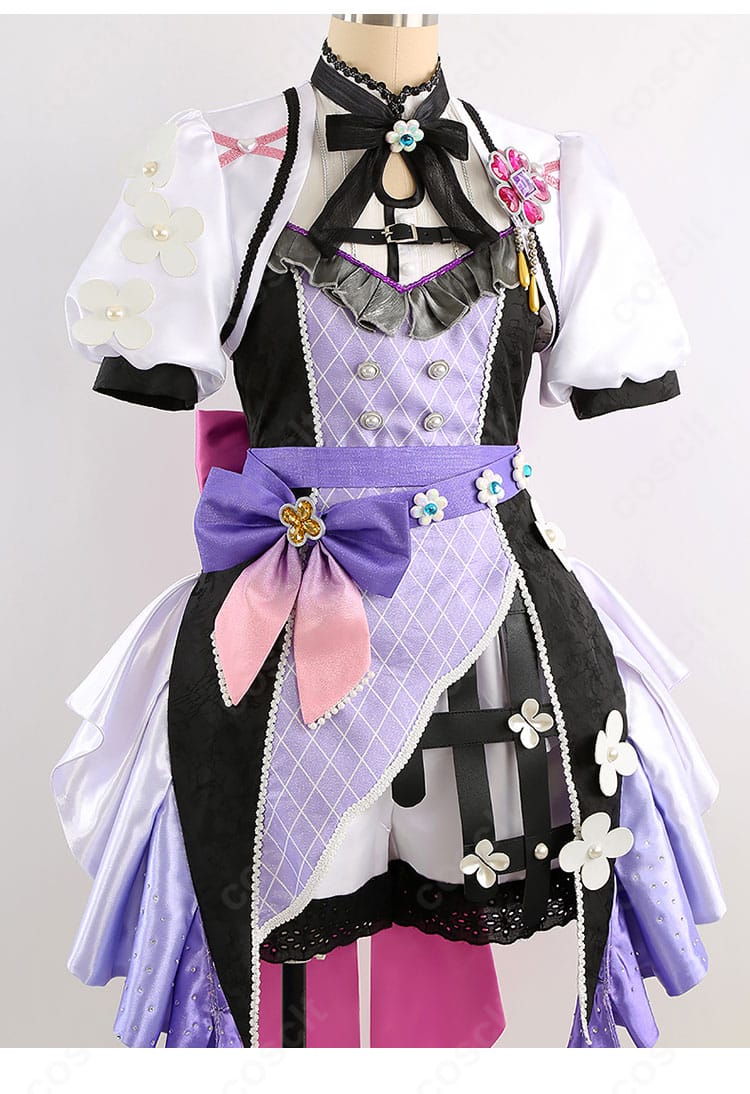 花群冬芽 アメジストドリーム衣装の衣襟ディテール。縁取りと装飾の精緻さが伝わるクローズアップ。