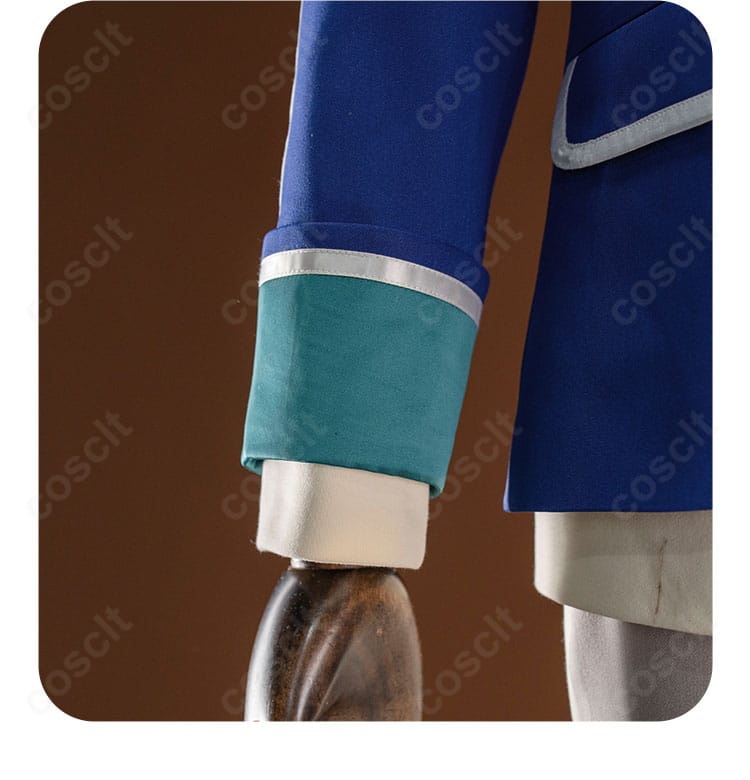 インナーの素材感と通気性を考慮した裏側仕様の説明カット