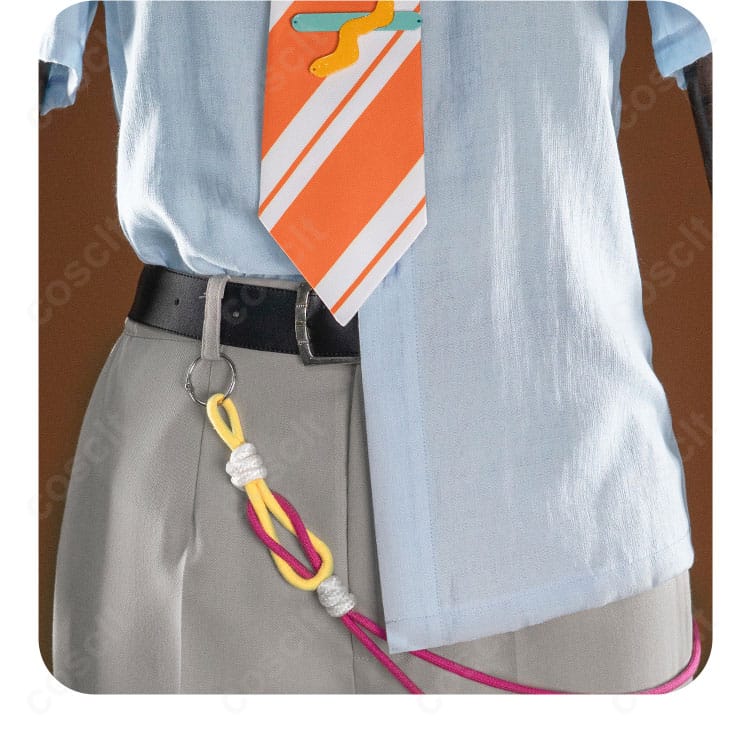 ベルト装着例。ウエストマークによるシルエット調整の比較