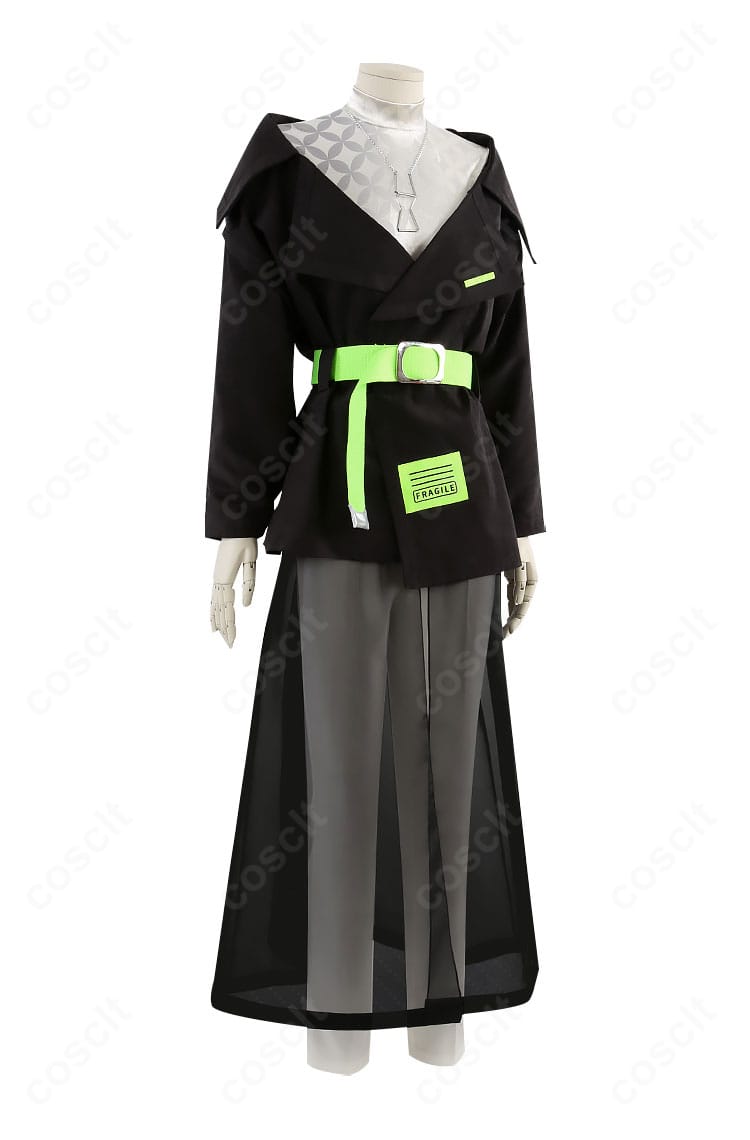 礼瀬マヨイ／風早巽 フラジールver. コスプレ衣装の側面。ラインの美しさと腰まわりのディテール、可動域のバランスを確認。