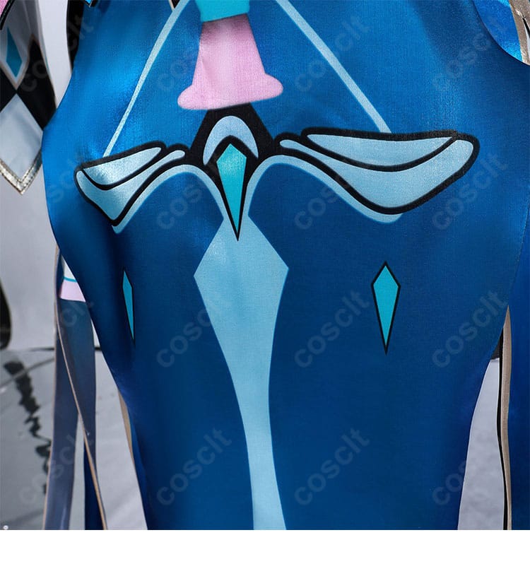 ケリュドラ衣装の裾装飾アップ。動きのあるデザインで華やかさを強調。