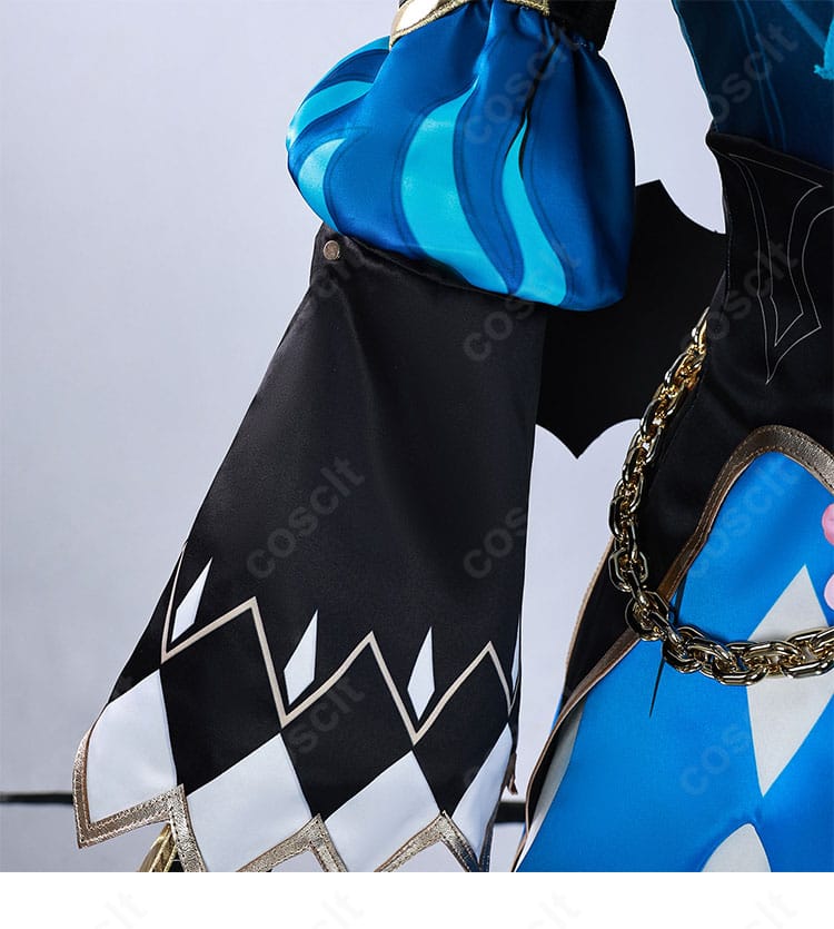 ケリュドラ衣装の右袖ディテール。左右で異なる装飾を忠実に表現。