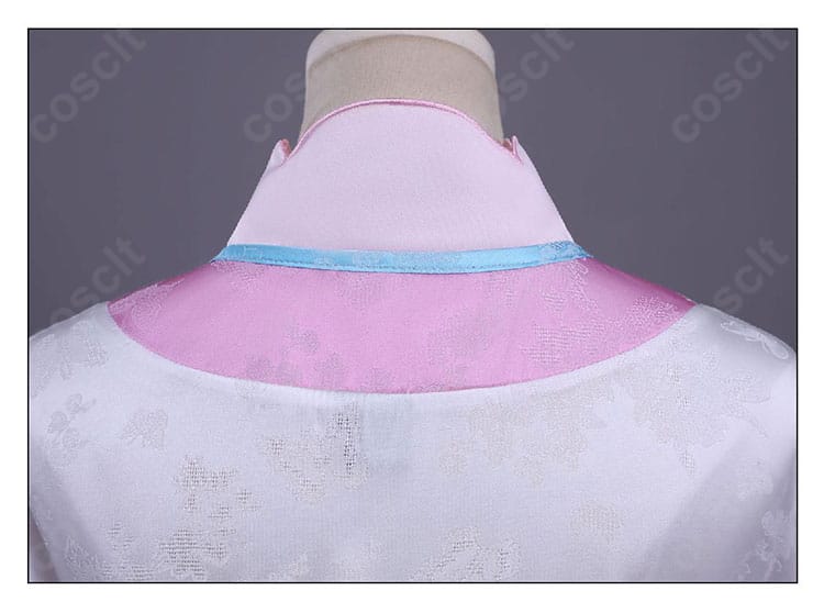 薬屋のひとりごと 里樹(里樹妃)コスプレの背肩ディテール。背面ラインを美しく見せるデザイン