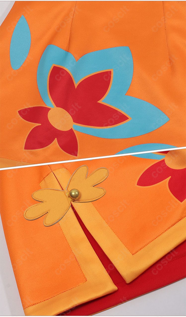 木之本桜 コスプレ衣装の模様と前開き襟付近のアップ。繊細な装飾が写真映えするポイント。