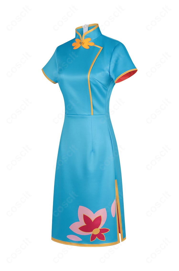 大道寺知世 チャイナ服の左側アングル。自然なフィット感と美しい縦ラインが特徴。