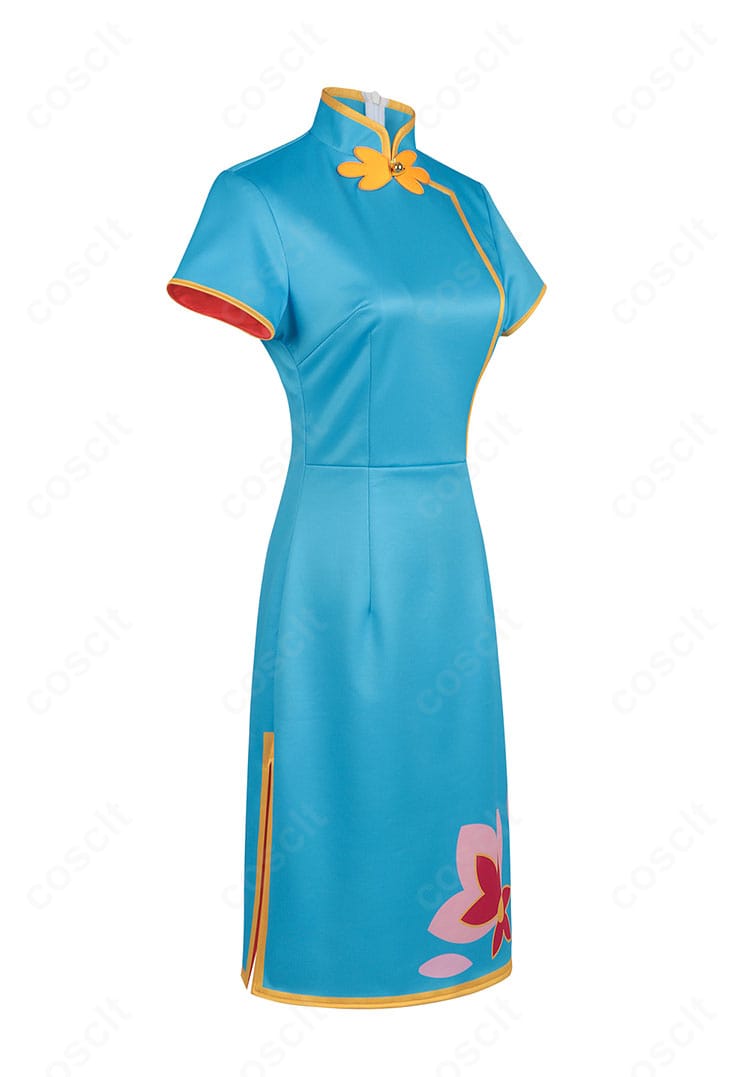 大道寺知世 チャイナ服の右側アングル。身体ラインをきれいに見せるカッティングを確認。