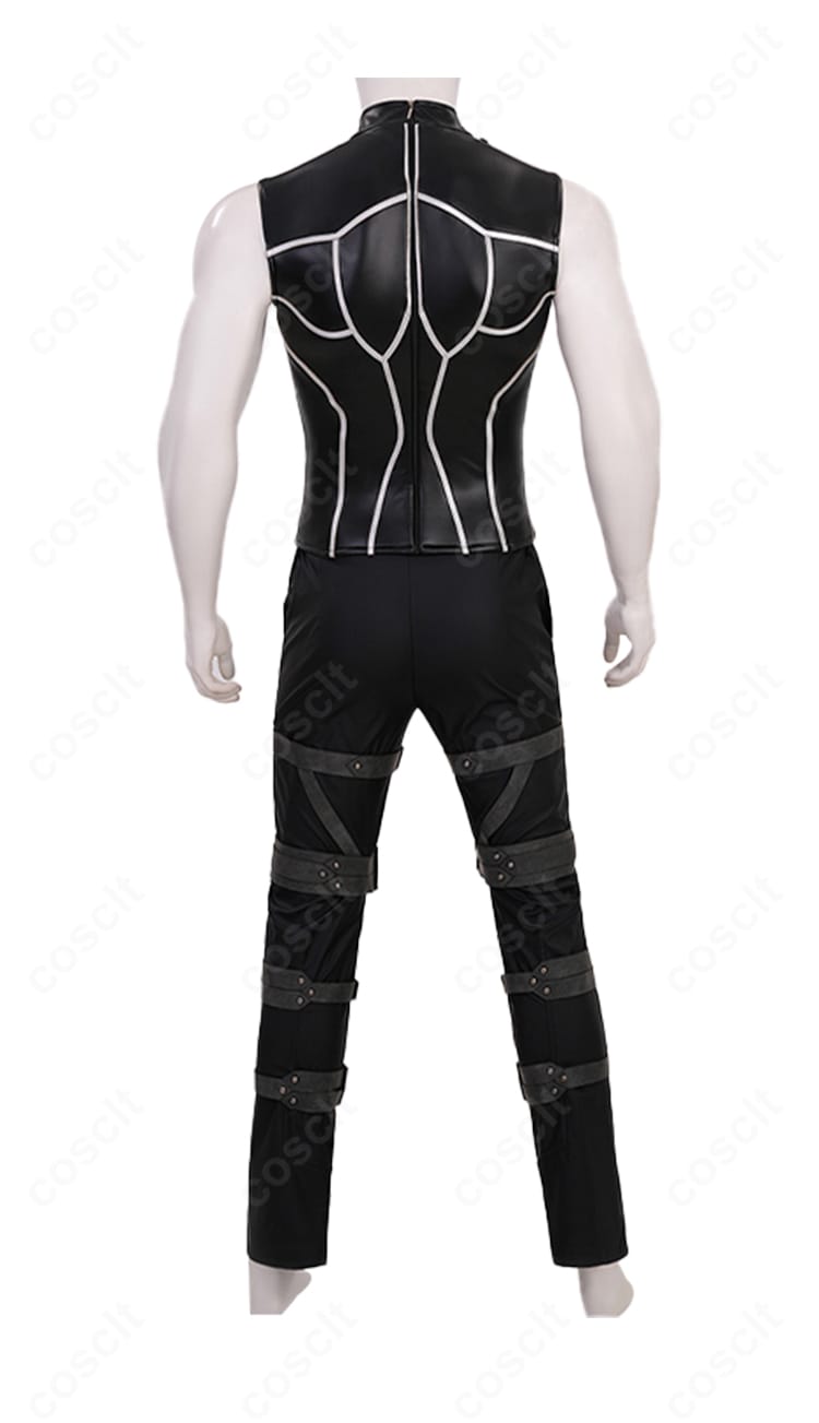 エミヤ（アーチャー）インナー背面ディテール。背面パネルの切り替えと美しいシルエットが確認できる。