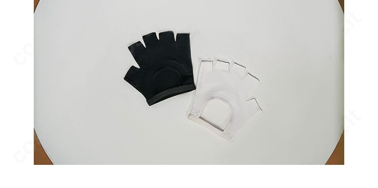 プロジェクトセカイ 東雲彰人 5th Anniversary コスプレ衣装 手袋装飾詳細｜キャラクターの個性を引き立てる小物