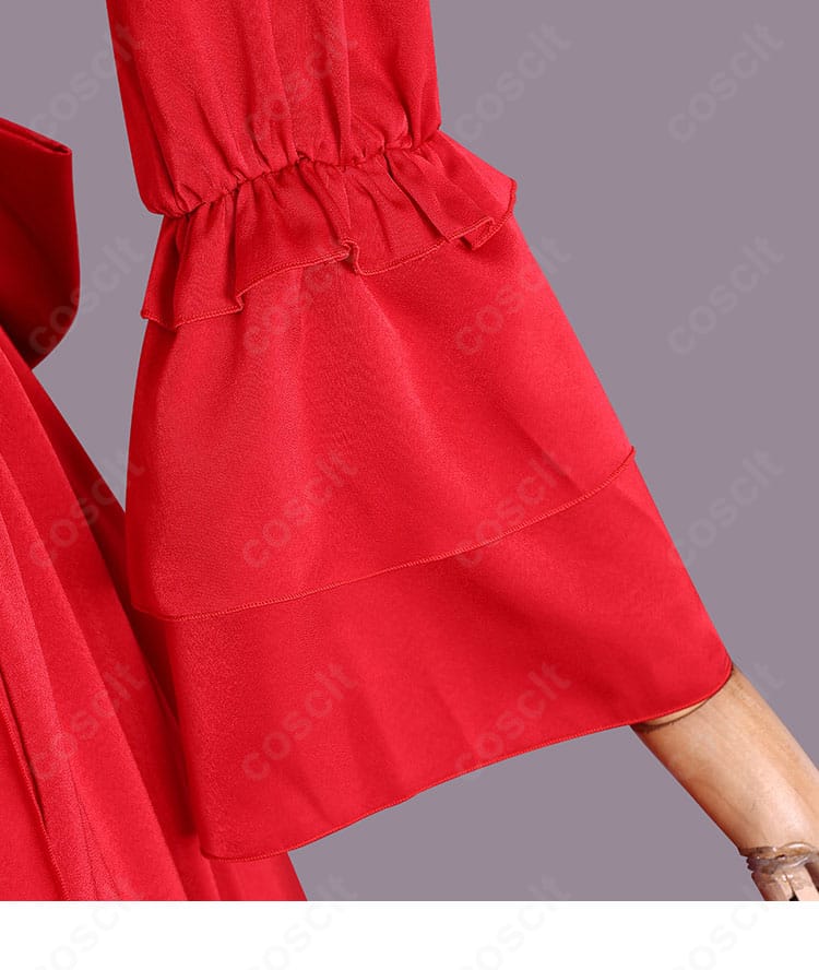 スカーレット・エル・ヴァンディミオン コスプレ衣装 袖装飾ディテール｜繊細な刺繍と袖口の仕上げが高級感を漂わせる。