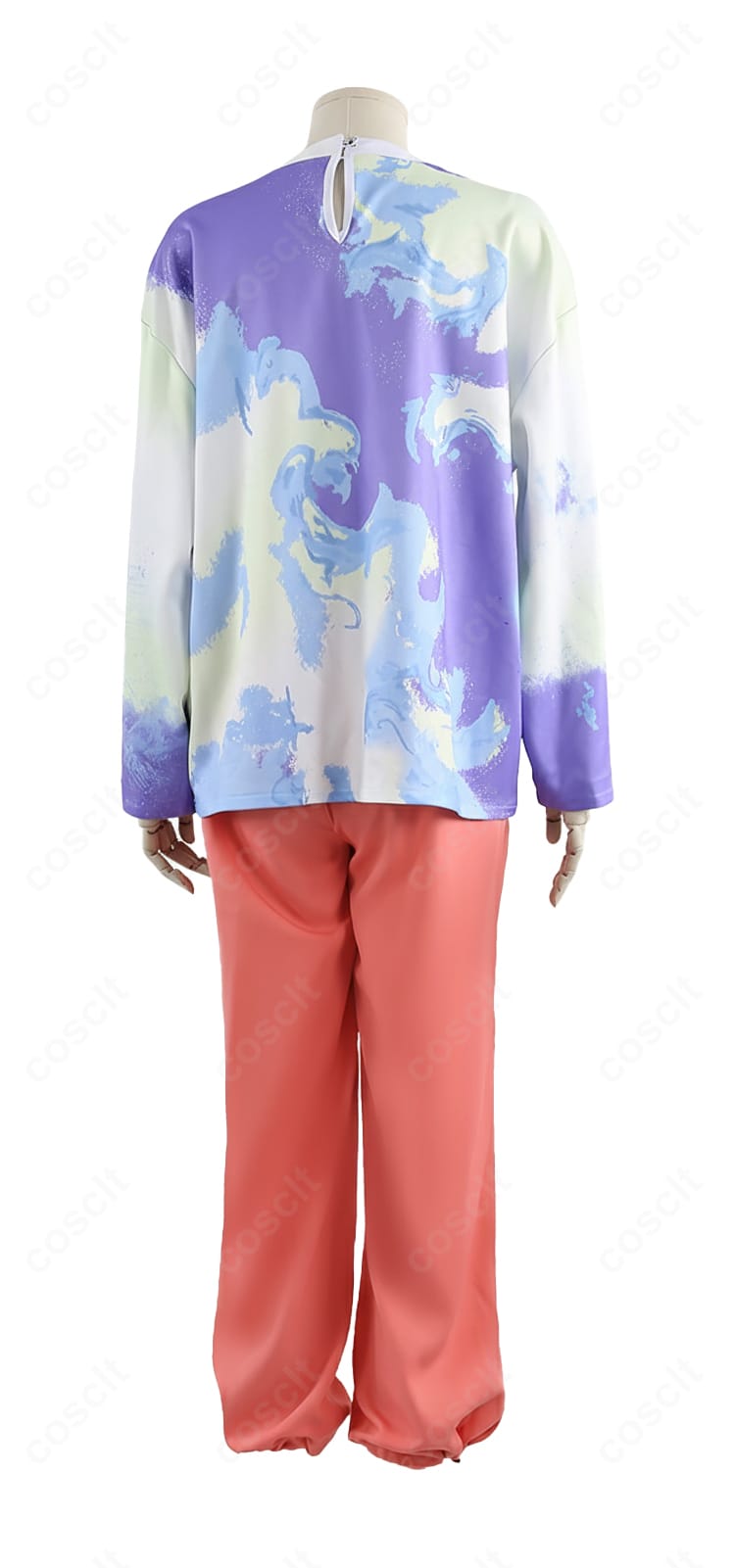 湊大瀬 コスプレ衣装 背面図｜後ろ姿の装飾やラインをリアルに再現