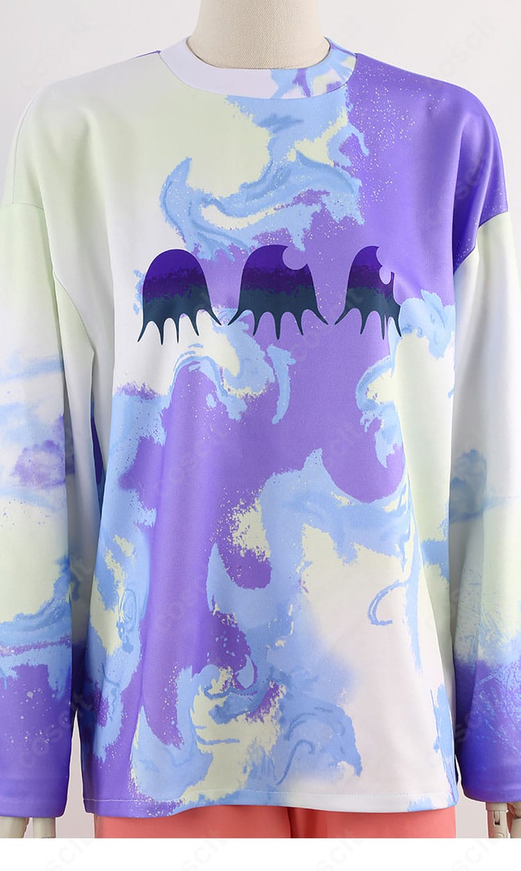 衣襟部分の装飾ディテール｜精巧な縫製と色使いで原作の雰囲気を再現