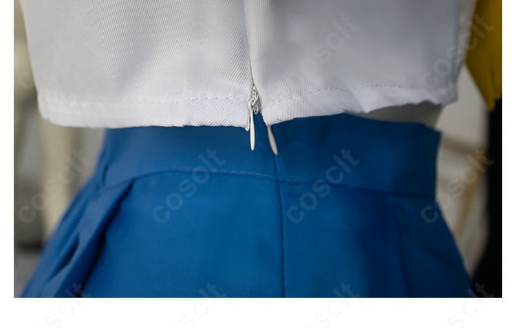 らき☆すた 泉こなた 夏服 コスプレ衣装 背面ファスナー詳細｜着脱しやすく見た目もすっきり