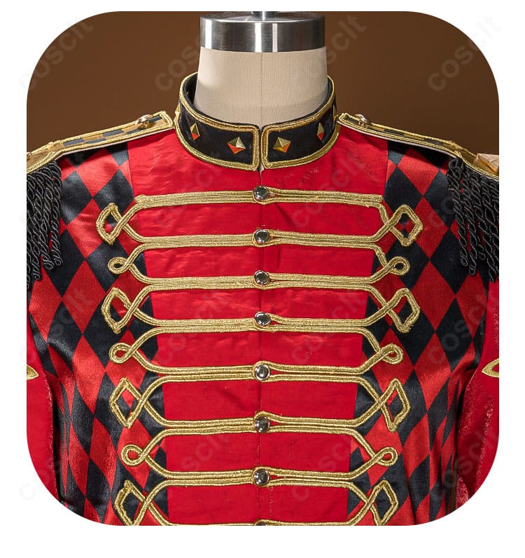 ケイト・ダイヤモンド コスプレ衣装 プレイフル・ドレス 前開き部分の装飾ディテール｜精巧な縫製とボタンデザイン