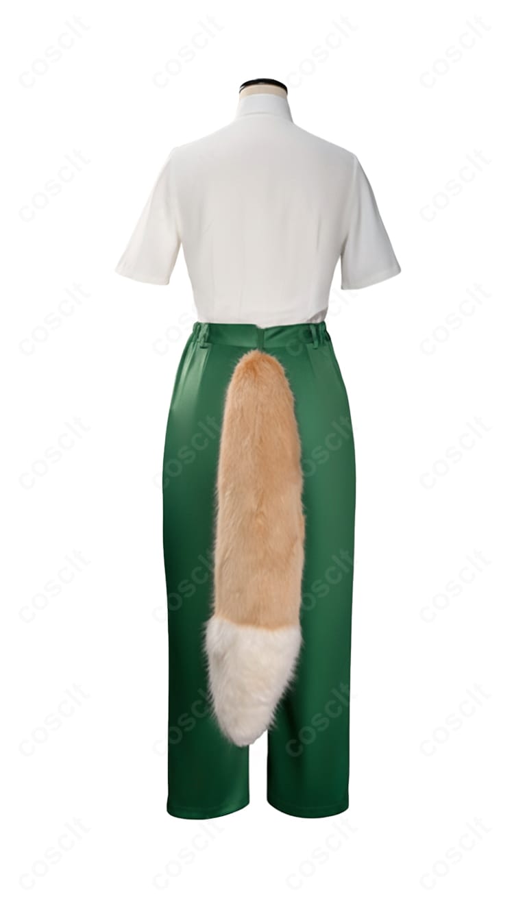 半袖シャツの背面写真｜清潔感あるシルエットを忠実に再現