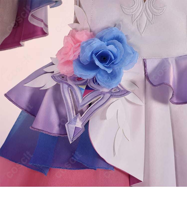 腰部分の花飾りディテール｜キュレネ コスプレ衣装 可憐なアクセント