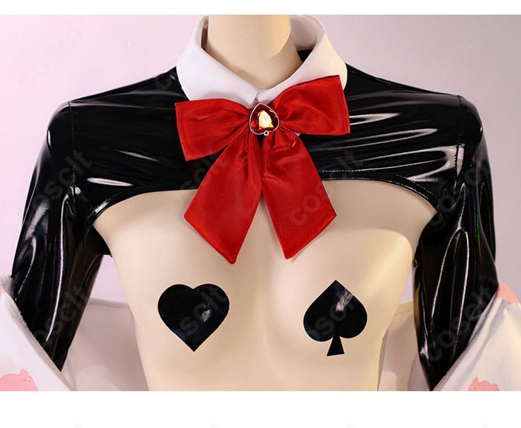 ルージュ コスプレ衣装 衣襟装飾ディテール｜NIKKE Rouge コート襟デザイン細部