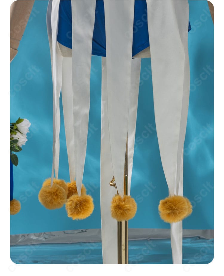 ピエロ風バトルコスチューム 裾ディテール|フレア感とトリムの仕上げが映える