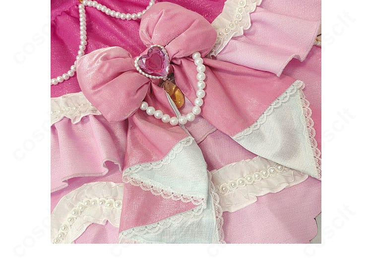 ドリーミングプリンセスコーデ コスプレ衣装 胸元の愛らしいハート型リボン装飾。華やかで女性らしさを演出。