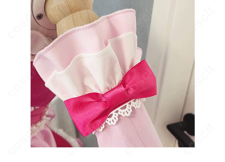 白鳥ひめ コスプレ衣装 腕飾りの細部写真。柔らかい素材で快適な着け心地を実現。