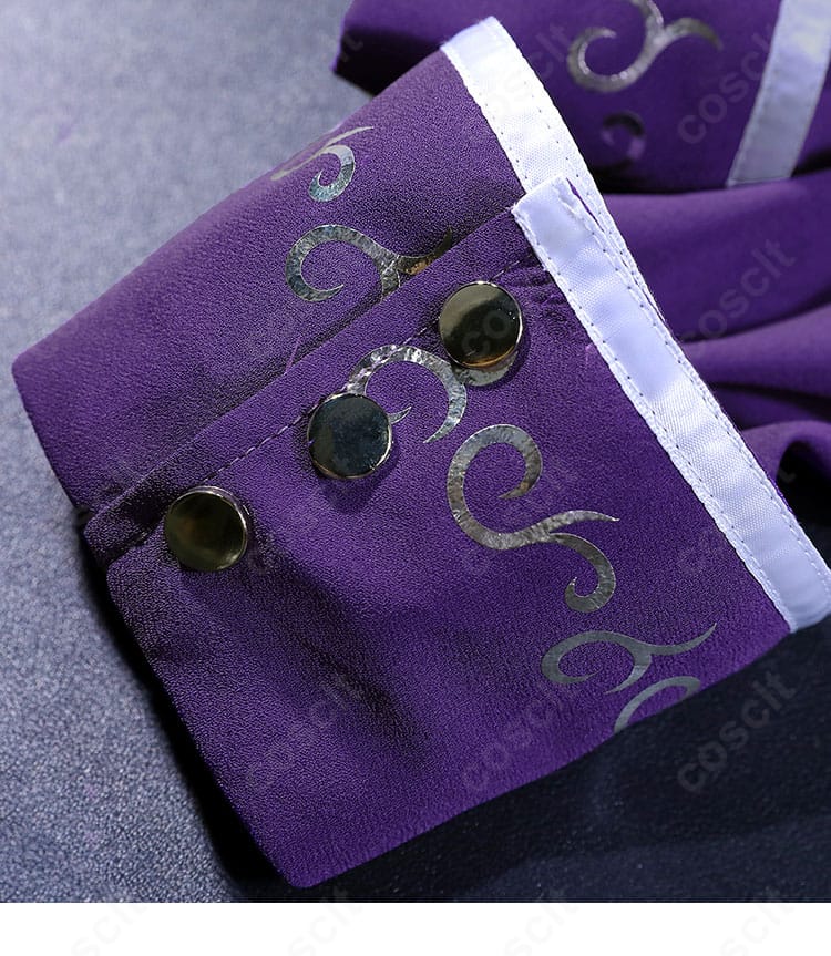 草薙寧々 コスプレ衣装 袖口装飾ディテール｜エレガントな袖のデザインが手元を華やかに。