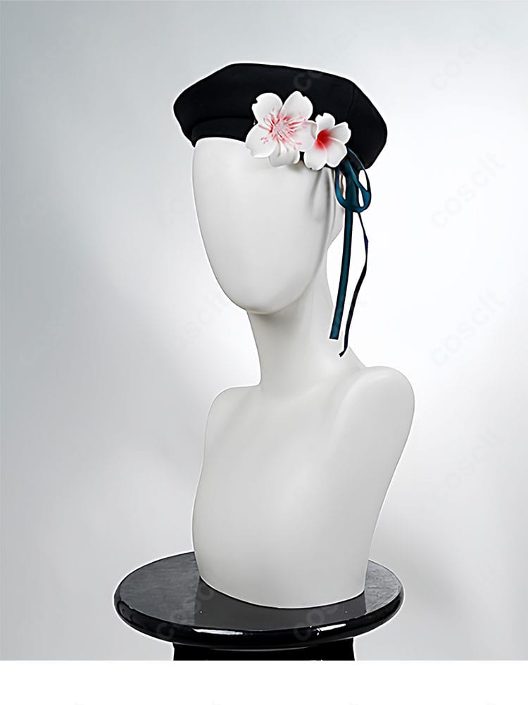 桜羽エマ コスプレ衣装 ベレー帽装飾アップ｜桜羽エマらしい明るさを引き立てるポイントアイテム