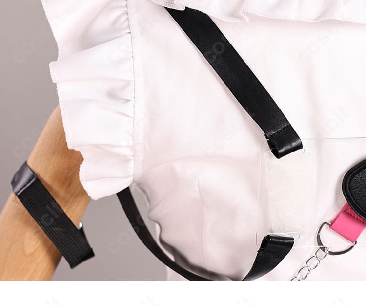 兎田ぺこら コスプレ衣装 背肩装飾ディテール|肩部分の立体裁縫で高級感を演出。