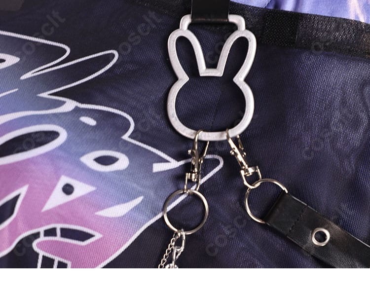 堕天使風パンク衣装 肩ベルトアクセサリー|コーデ全体を引き締める金属パーツ。