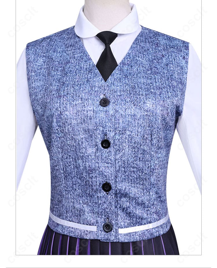 ウェンズデー ベスト ボタン装飾と前立て部分｜高級感あるボタンと丁寧な縫製がポイント。