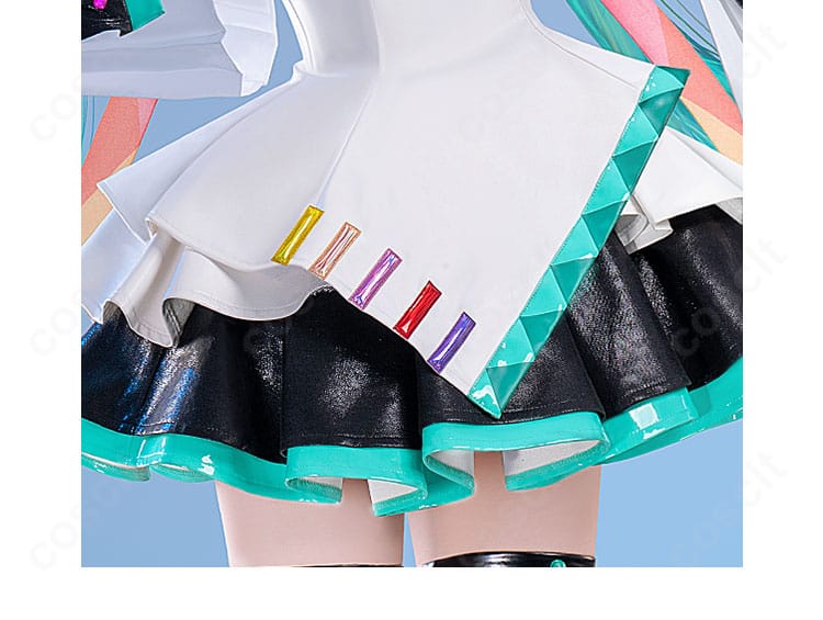 初音ミク EXPO 衣装 スカート装飾部分アップ|鮮やかなエメラルドグリーンとライン装飾がポイント